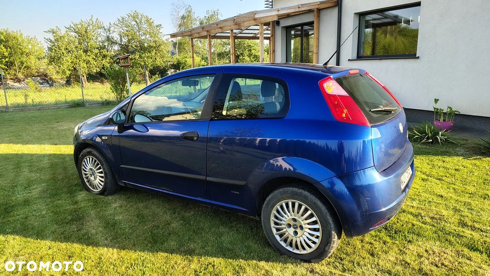 Fiat Grande Punto 1.4 8V Dynamic - 2