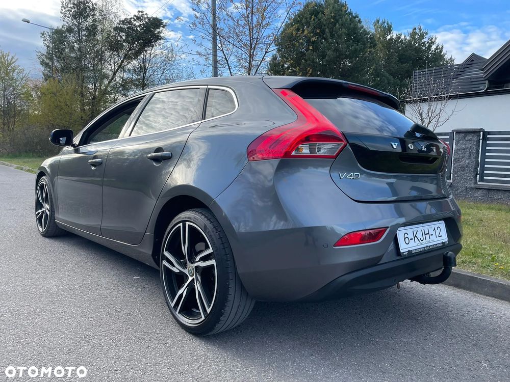 Volvo V40 D2 Summum - 6