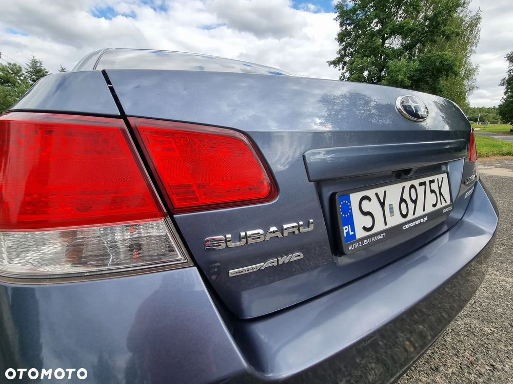Subaru Legacy - 16
