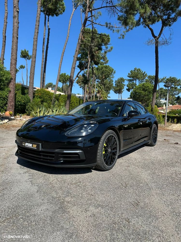 Porsche Panamera - 3