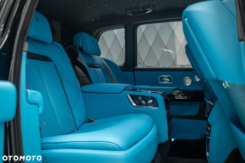 Rolls-Royce Cullinan - 19