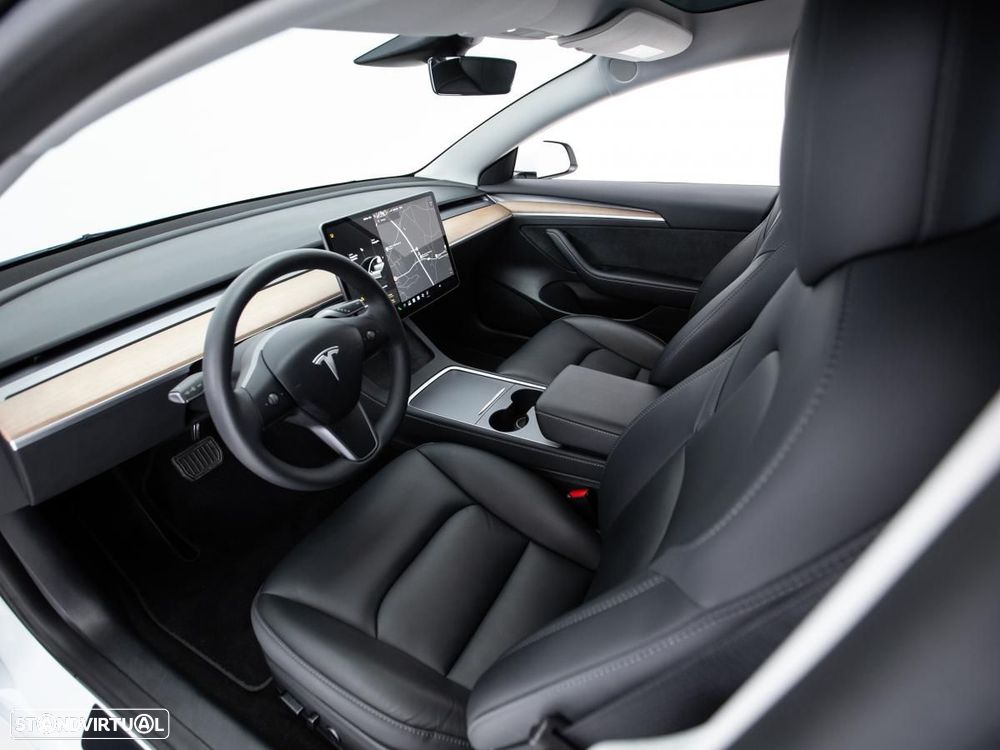 Tesla Model 3 Long Range Tração Traseira - 9