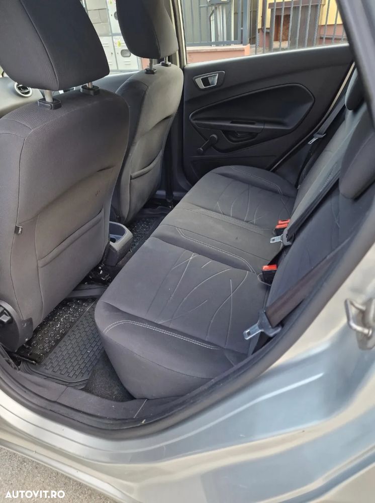 Ford Fiesta 1.6 TDCI Start-Stop ECOnetic Trend - 6