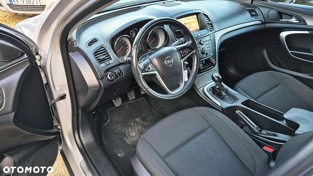 Opel Insignia 1.4 T Cosmo S&S - 28