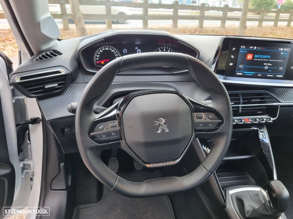 Peugeot 208 1.2 PureTech Active Pack - 26