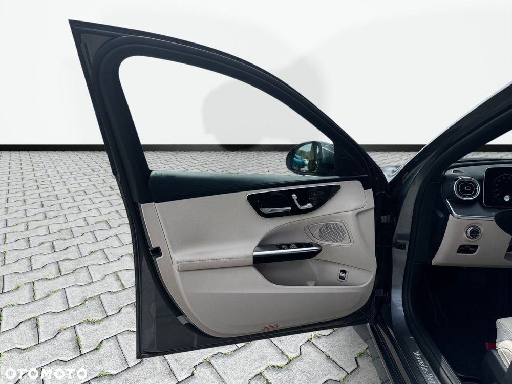 Mercedes-Benz Klasa C 200 mHEV Avantgarde - 11