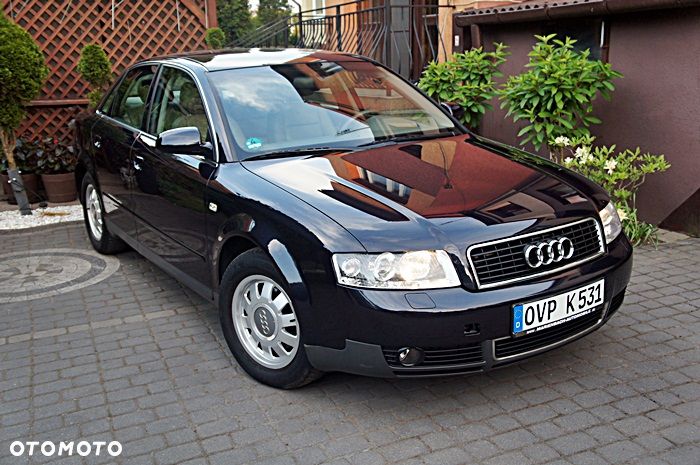 Audi A4 Limousine - 17