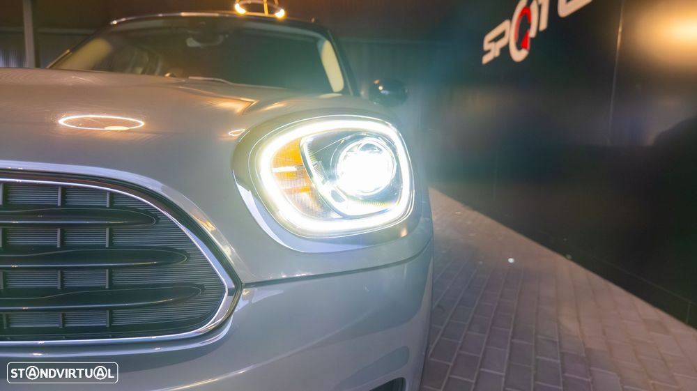MINI Countryman Cooper D Auto - 23