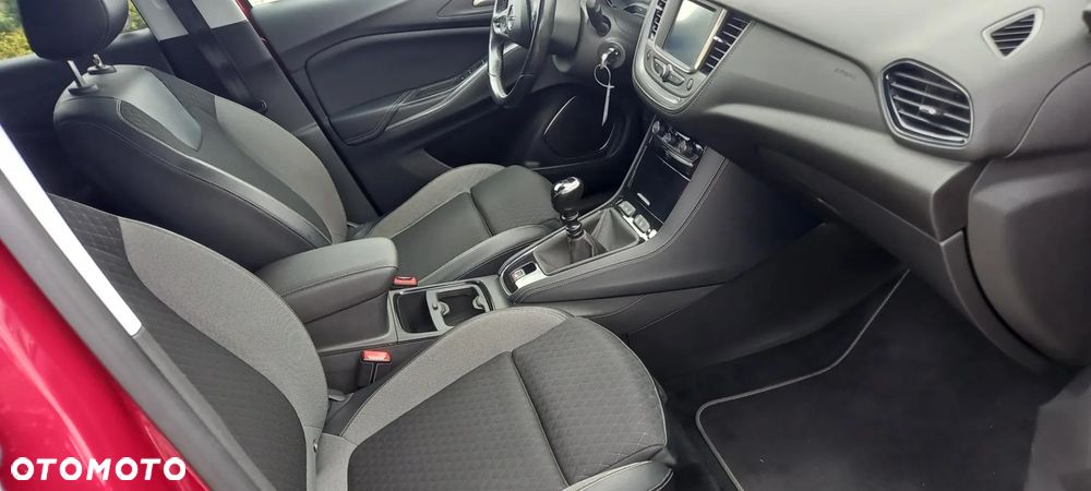 Opel Grandland X 1.2 T Enjoy S&S - 18