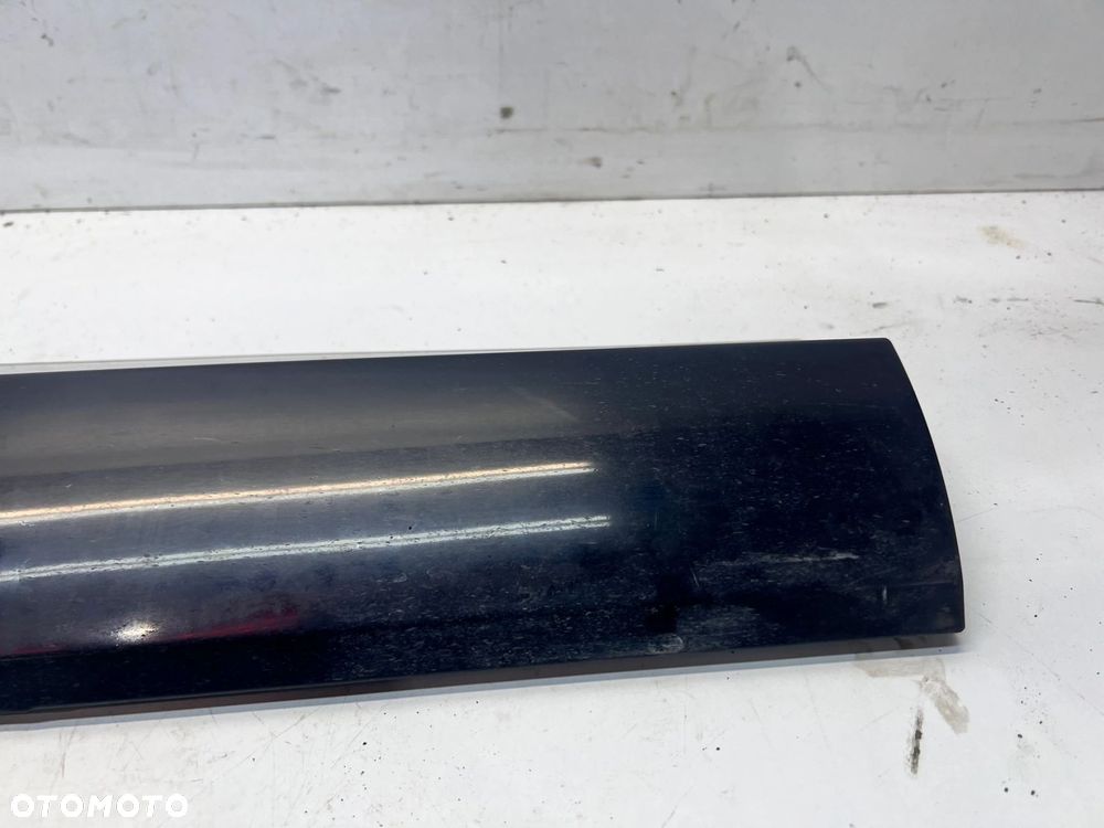 LISTWA DRZWI PRAWY TYŁ AUDI Q3 8U 8U0853970F LY9B - 3