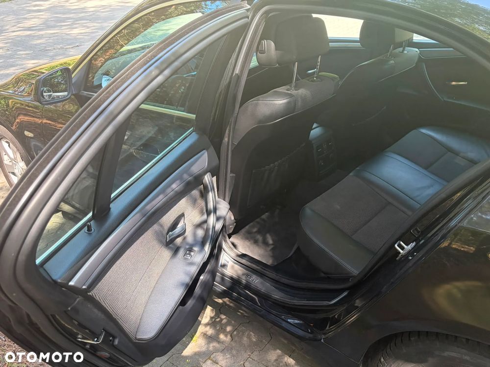 BMW Seria 5 520d Edition Exclusive - 25