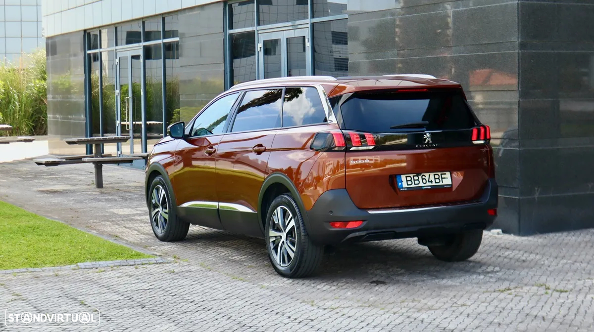 Peugeot 5008 1.5 BlueHDi Allure Pack EAT8 - 11