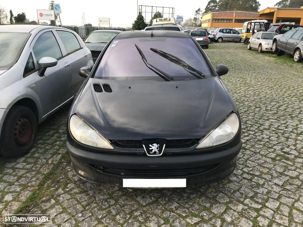Peugeot 206 1.1 3P 2001 - Para Peças - 1