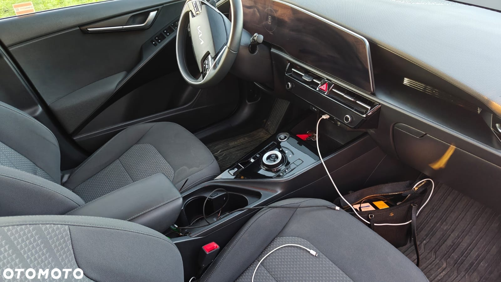 Kia Niro e-Niro 64kWh M - 13