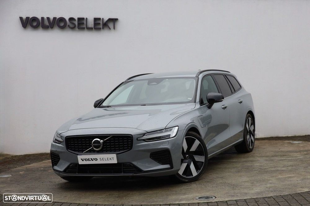 Volvo V60 2.0 T6 AWD TE Plus Dark - 1