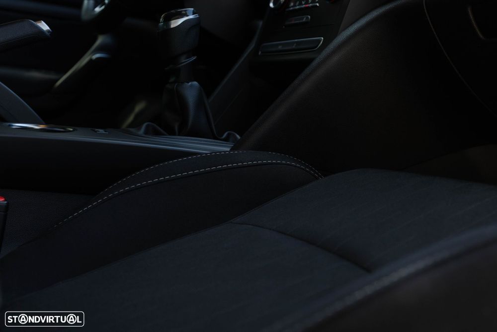 Renault Mégane Sport Tourer 1.5 Blue dCi Limited - 21