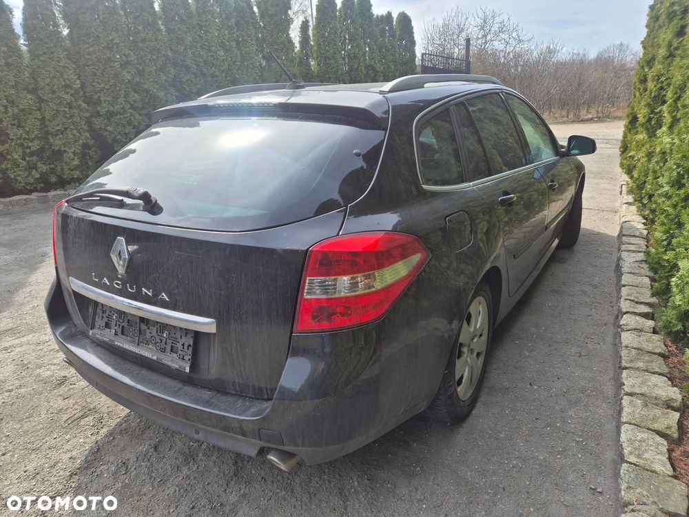 Renault Laguna 2.0 DCi FAP Initiale - 4