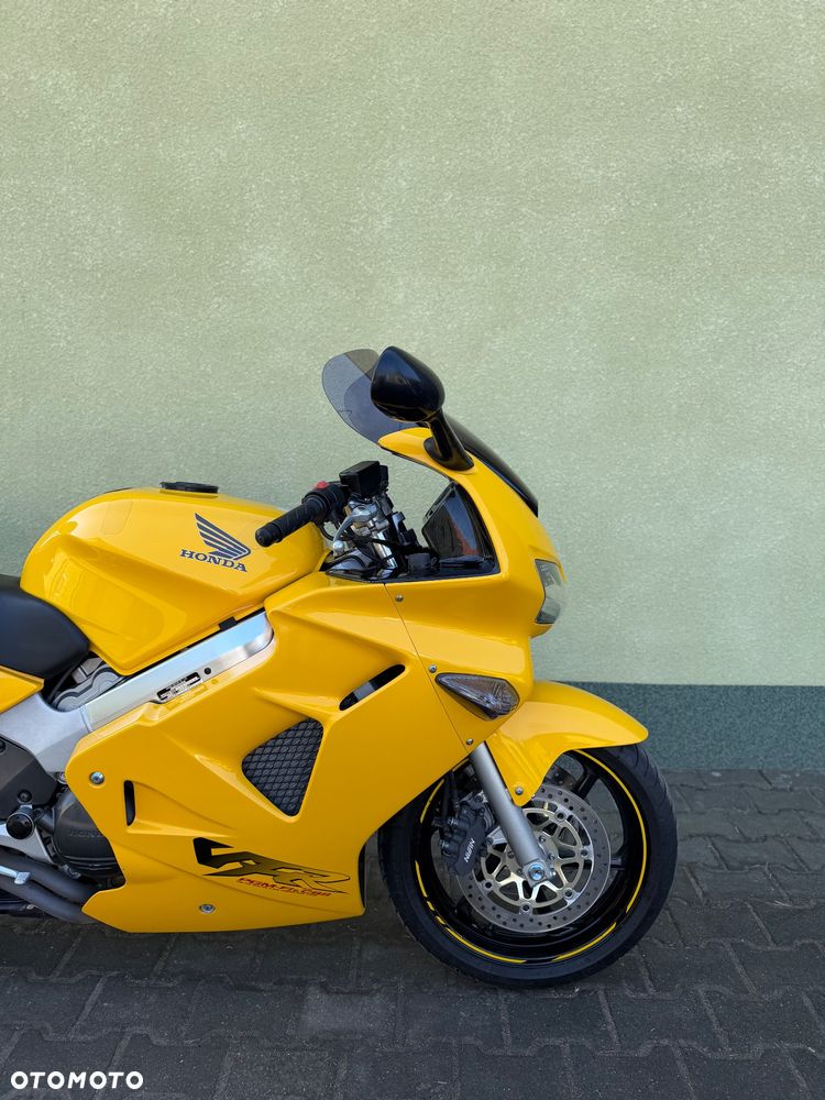 Honda VFR - 6