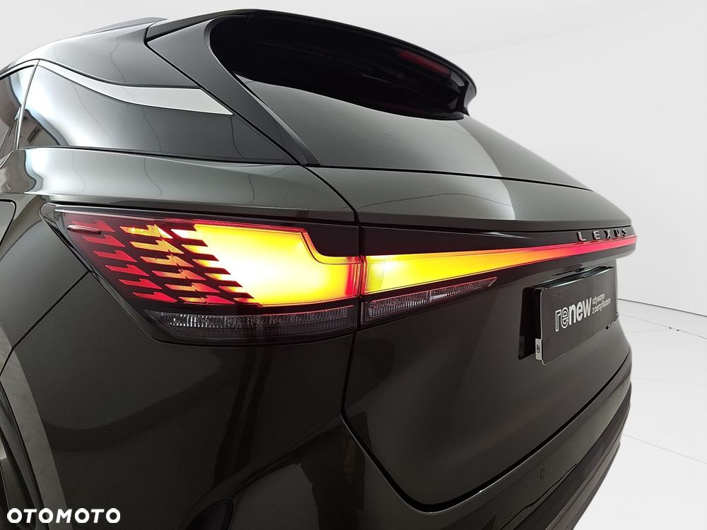 Lexus RX 450h+ Prestige - 35