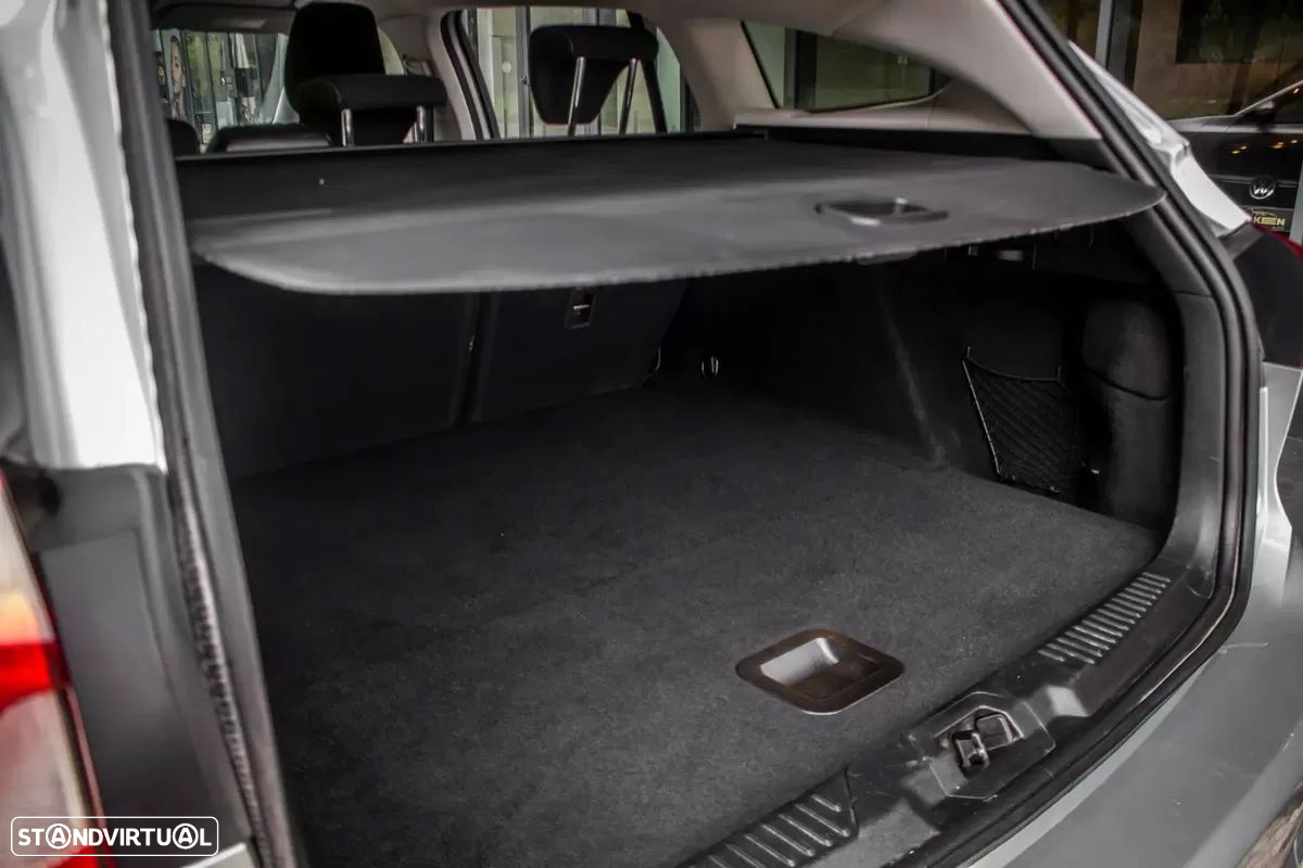 Ford Focus SW 1.0 EcoBoost Business - 32