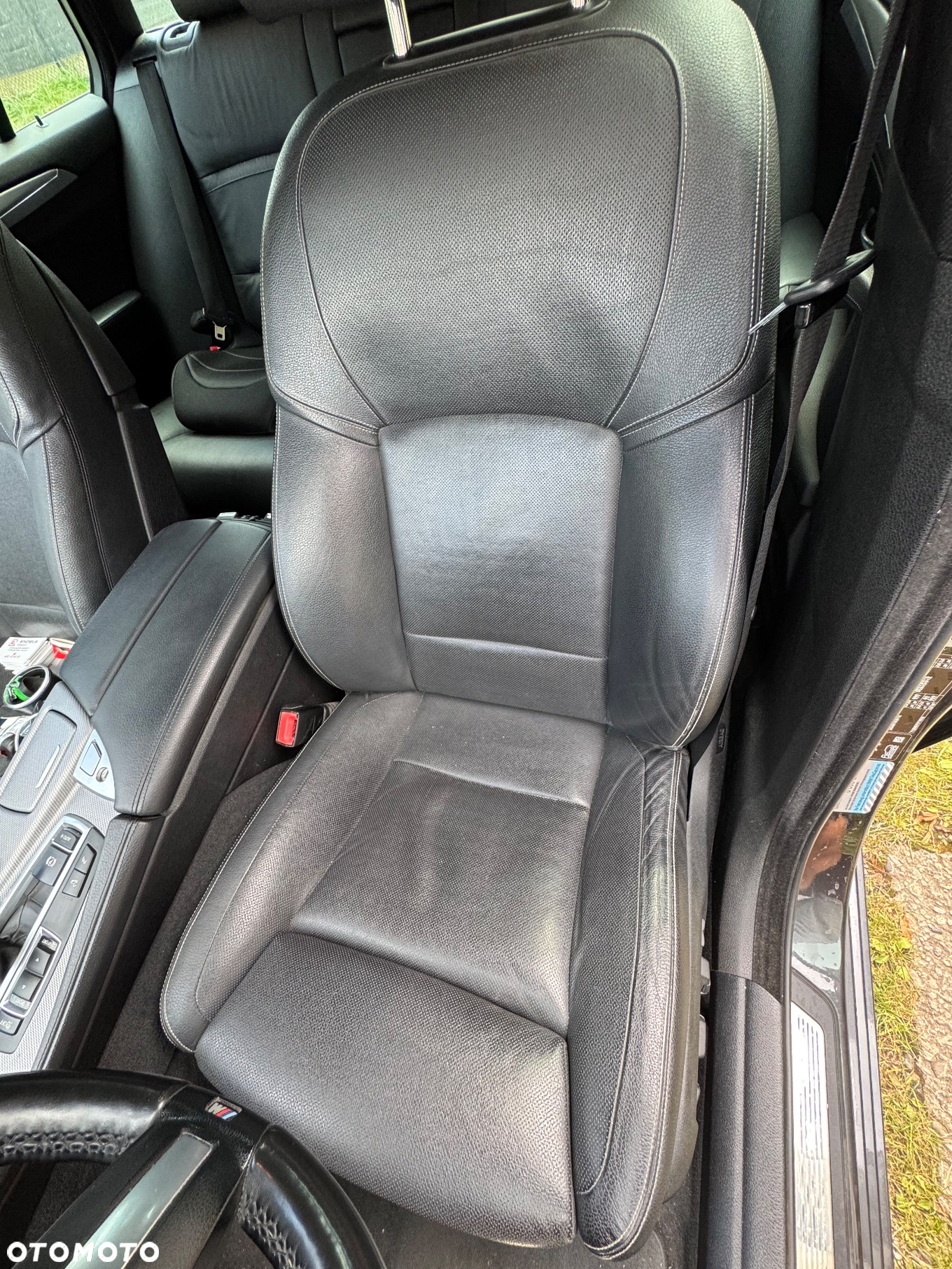 BMW Seria 5 525d xDrive - 24