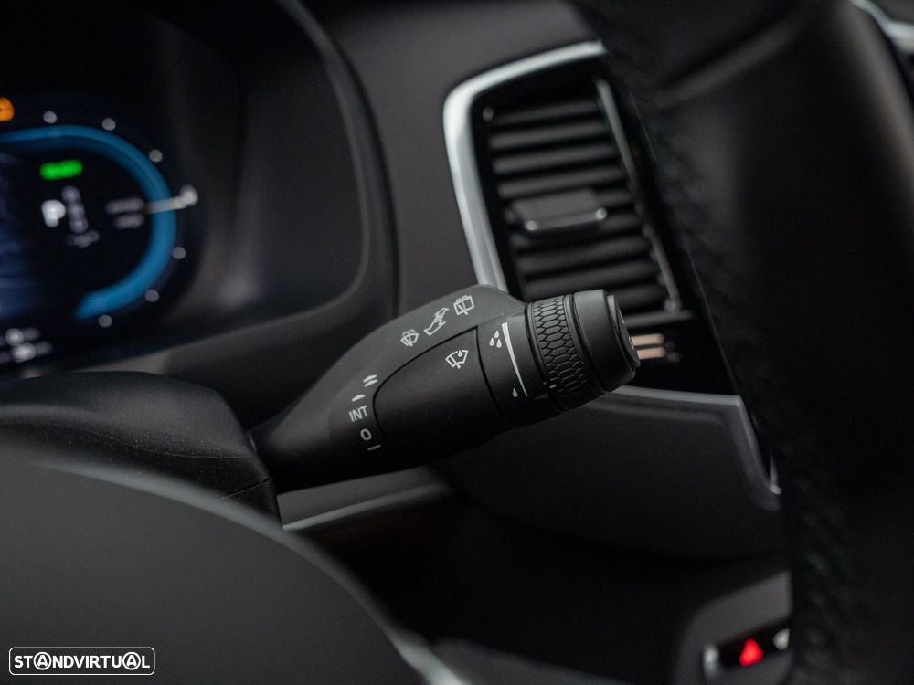 Volvo XC 90 2.0 T8 PHEV Plus Bright AWD - 26