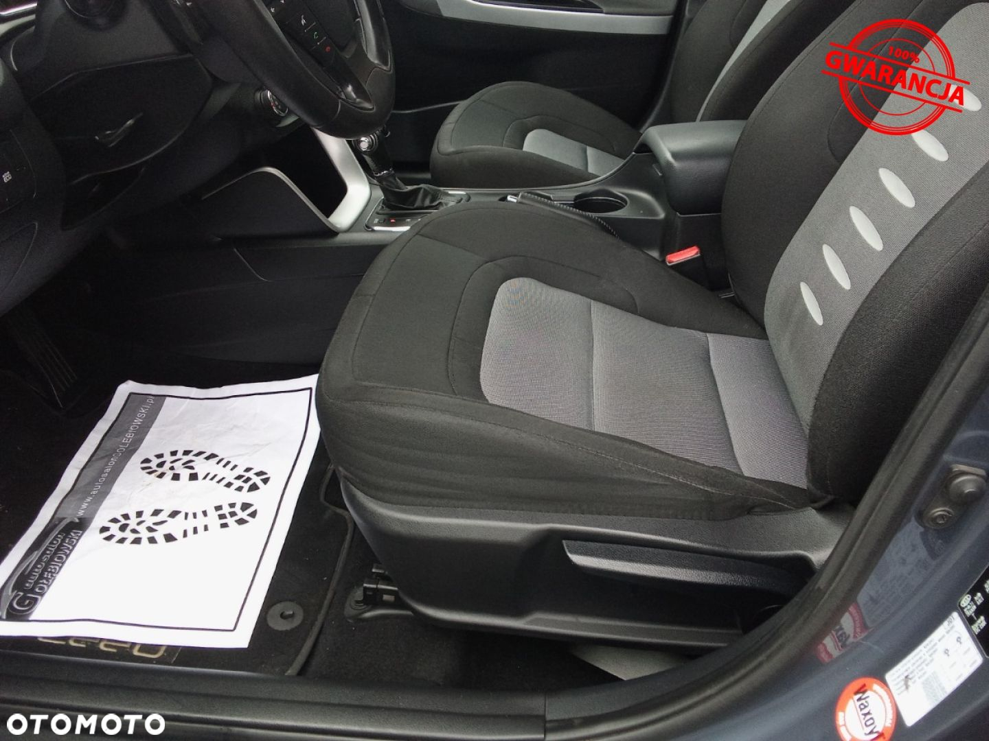 Kia Ceed - 33