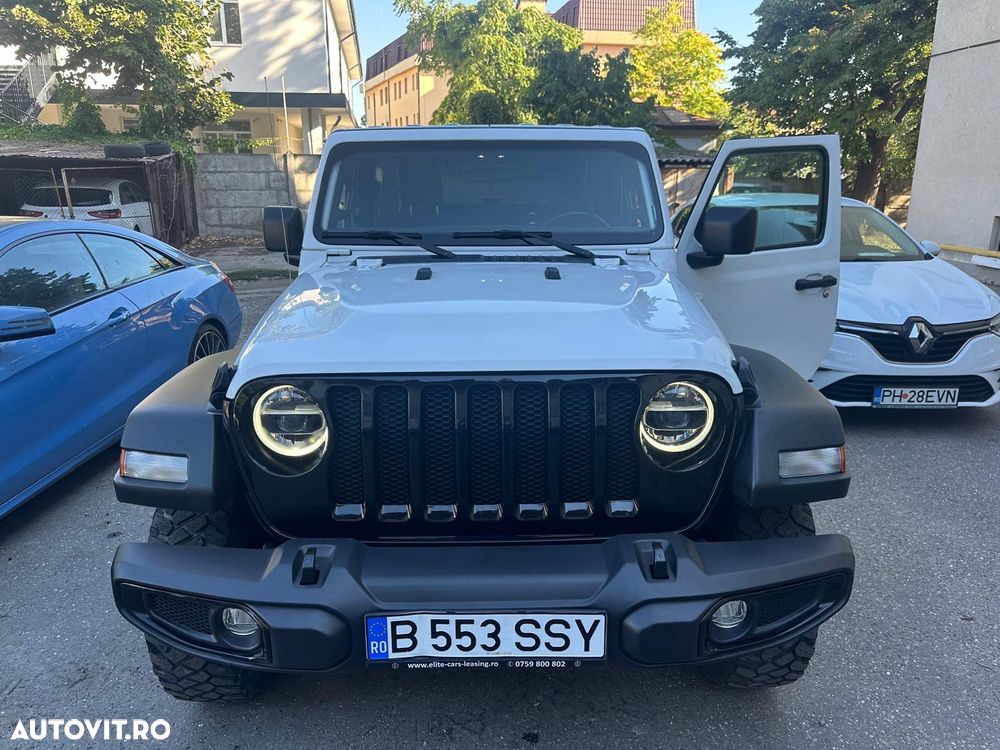 Jeep Wrangler - 1