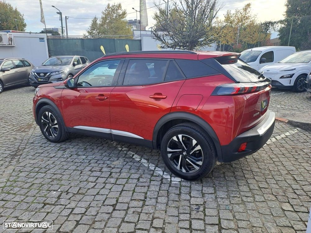 Peugeot 2008 PureTech 130 EAT8 GT - 10