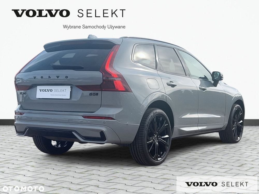Volvo XC 60 B5 B AWD Plus Black Edition - 6