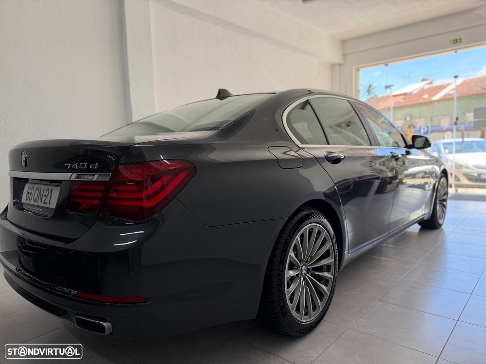 BMW 740 d - 10