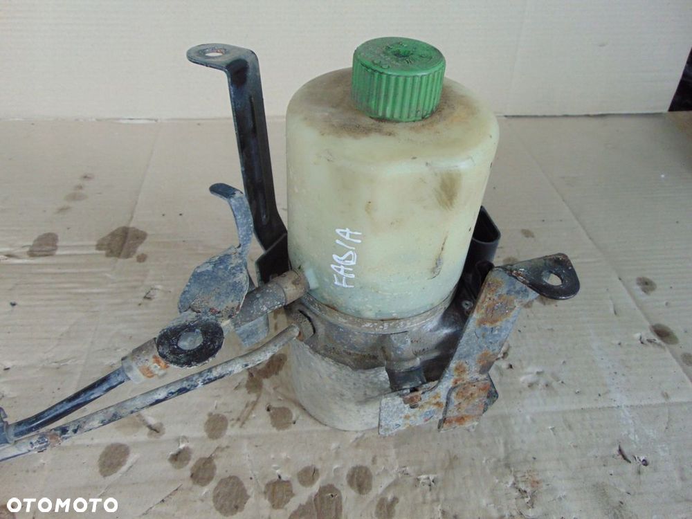 POMPA WSPOMAGANIA FABIA II IBIZA III POLO IV - 1