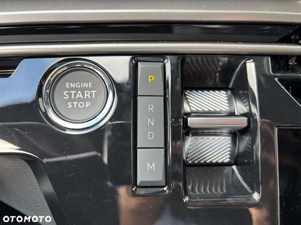 Peugeot 5008 1.2 PureTech mHEV GT S&S e-DCS6 - 11