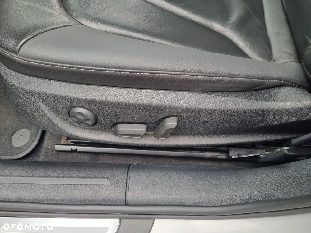 Audi A4 Avant 2.0 TFSI quattro S tronic S line Sportpaket - 11