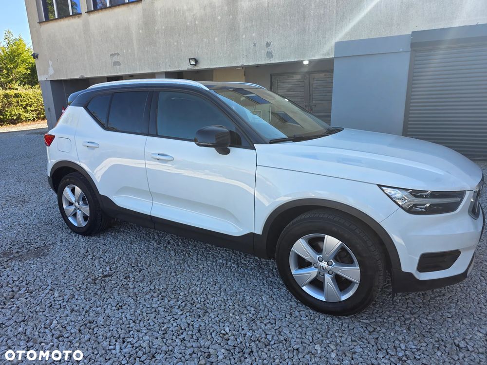 Volvo XC 40 D3 SCR Momentum - 8