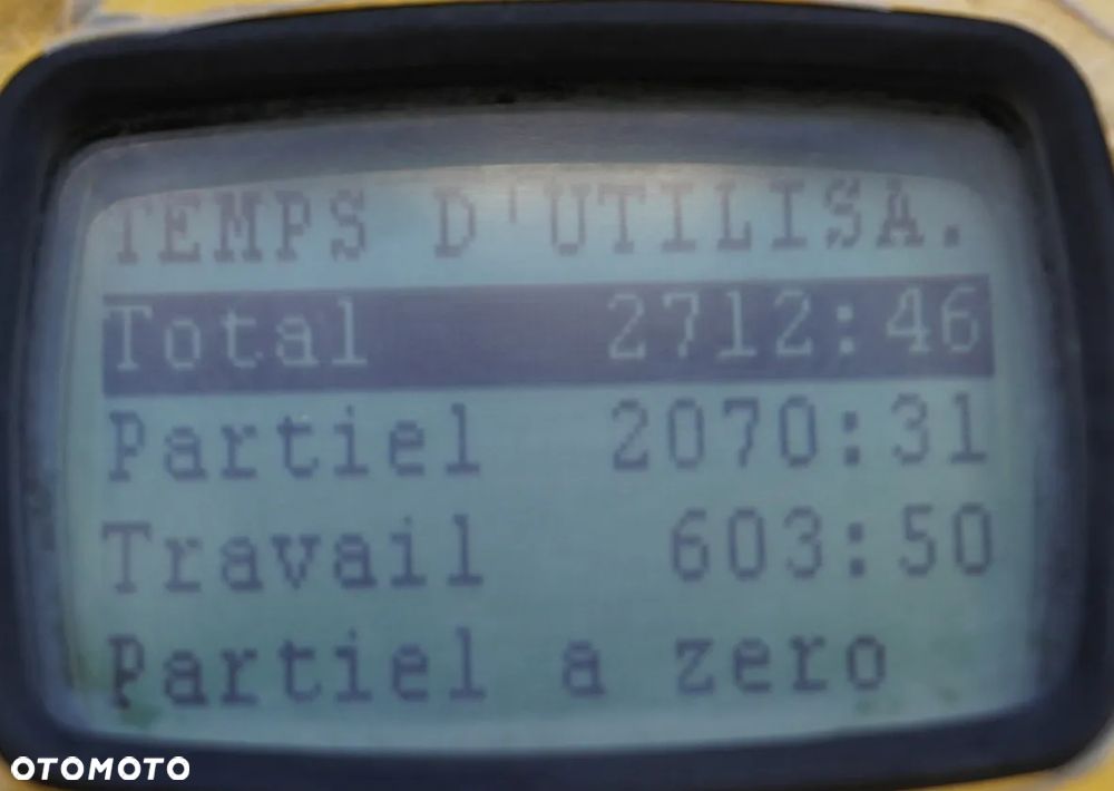 Renault C380 E6 6x4 / HDS Fassi F135 2700 MTH / Zasięg 8 m / 5.6 t udźwig / Wywrotka 3-stronna / Hydroburta - 16