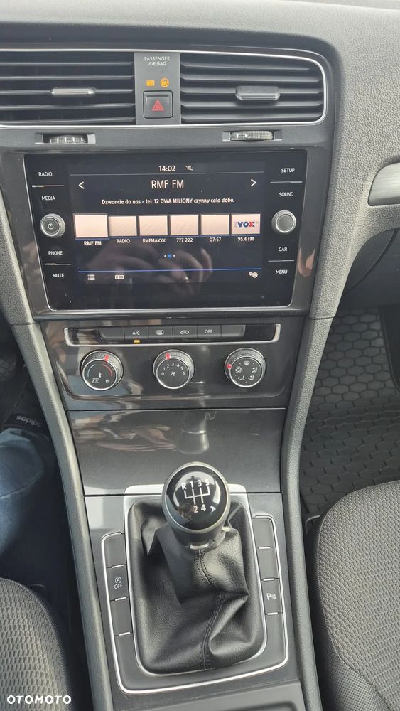 Volkswagen Golf VII 1.6 TDI BMT Comfortline - 6