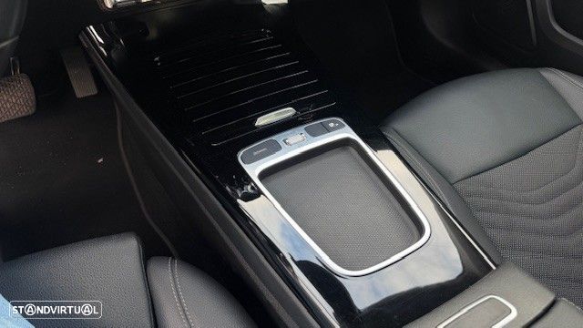 Mercedes-Benz A 250 e Progressive - 19