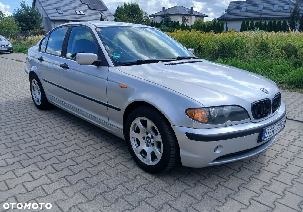 BMW Seria 3 318i - 2