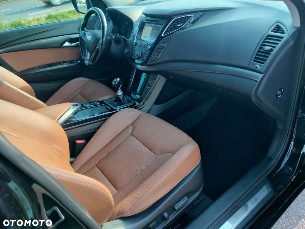 Hyundai i40 Kombi 1.7 CRDi Premium - 12