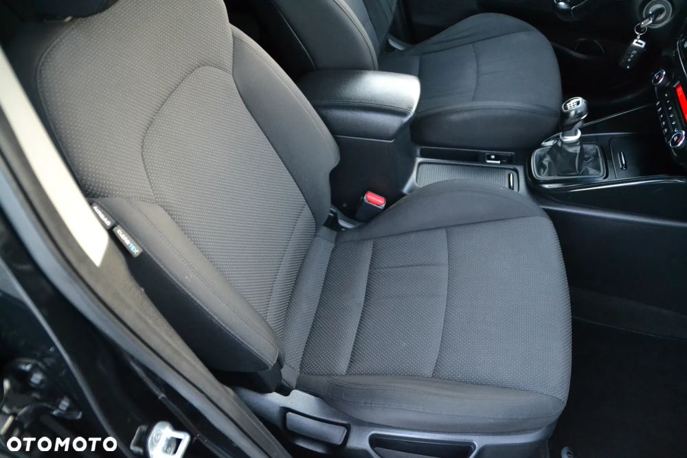 Kia Carens 1.6 GDI Business Line 7os EU6 - 26