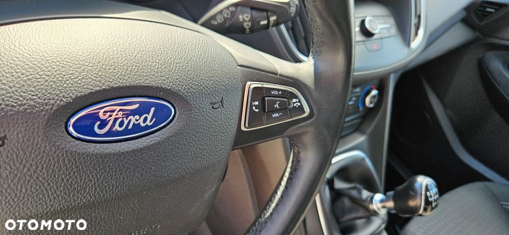 Ford Grand C-MAX - 25