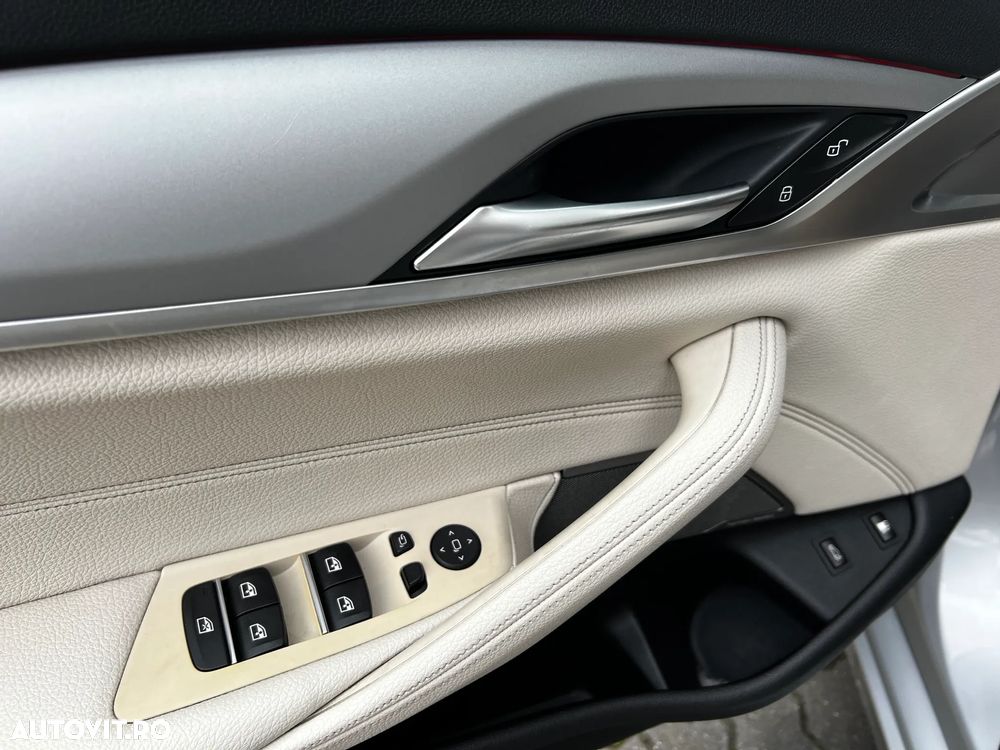 BMW Seria 5 530e AT PHEV - 38