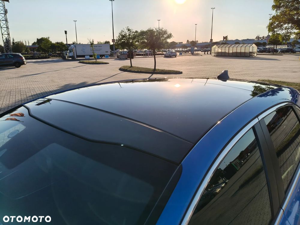 Kia Ceed - 11