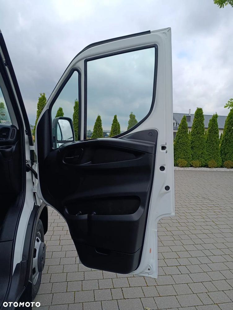 Iveco Daily 35s16 - 22