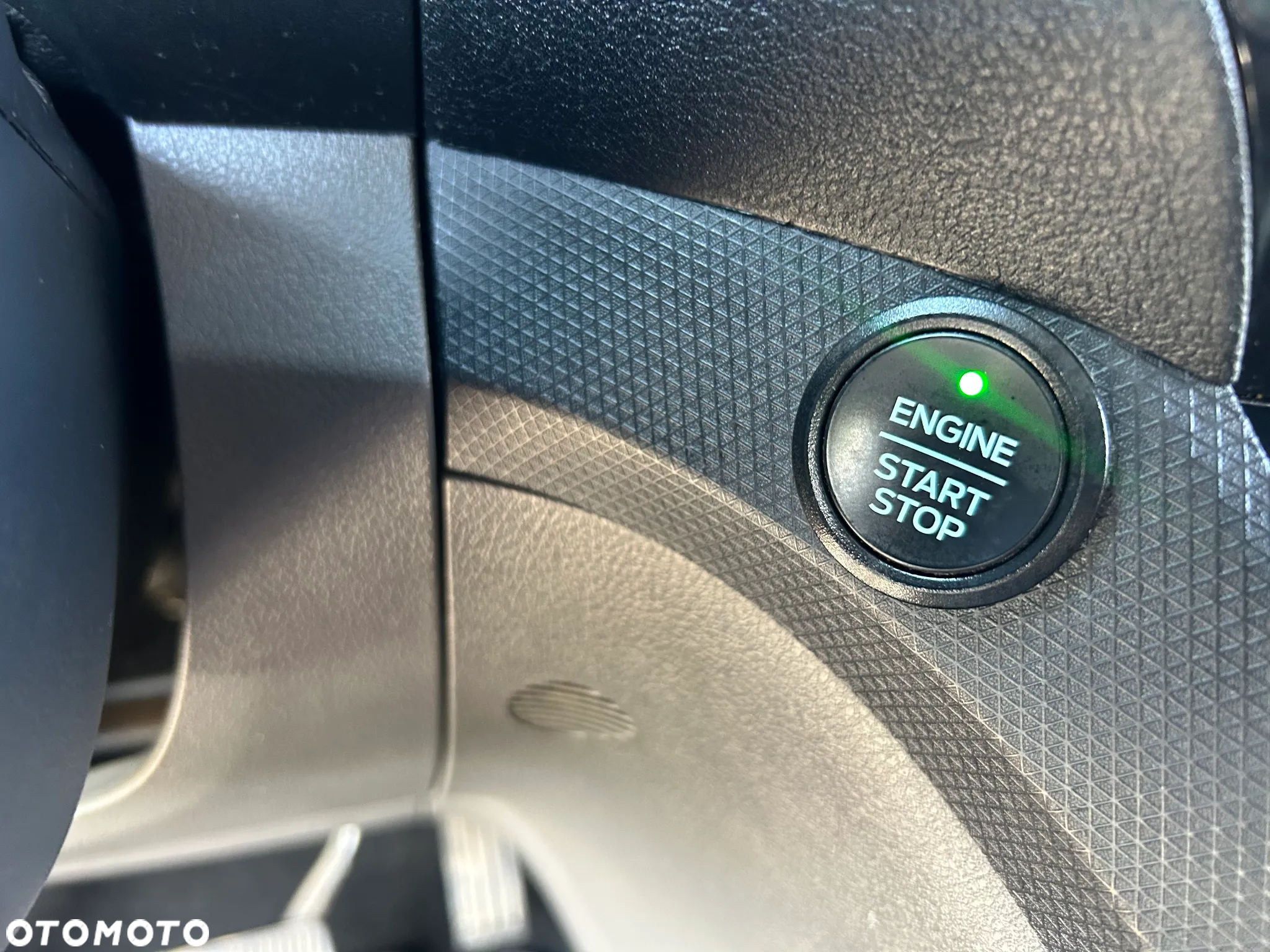 Ford Tourneo Connect 1.5 EcoBlue Titanium PowerShift - 40