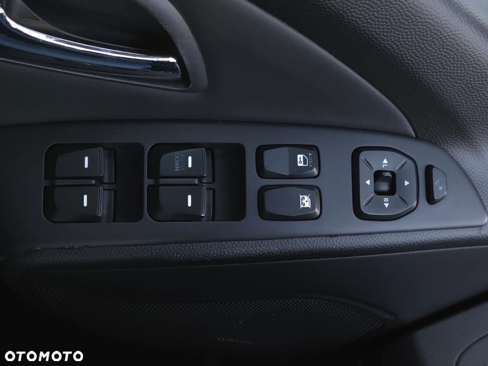 Hyundai ix35 2.0 CRDi 4WD Premium - 28