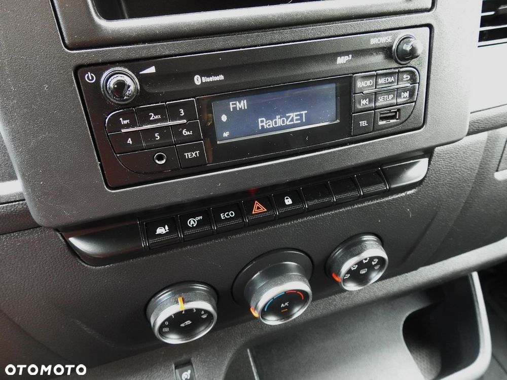 Renault MASTER PLANDEKA 10 PALET WEBASTO KLIMATYZACJA TEMPOMAT LEDY PNEUMATYKA  165KM - 35