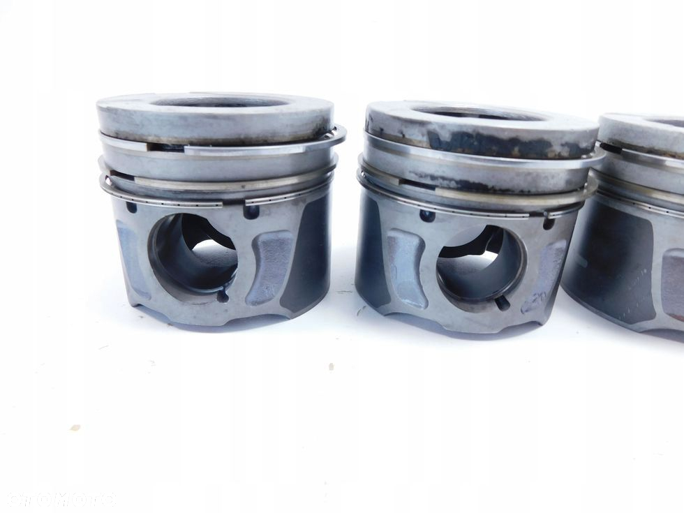 4x Tłok tłoki 2.0 HDI TDCI EURO5 Ford Peugeot Citroen C5 III C4 II 508 5008 - 7