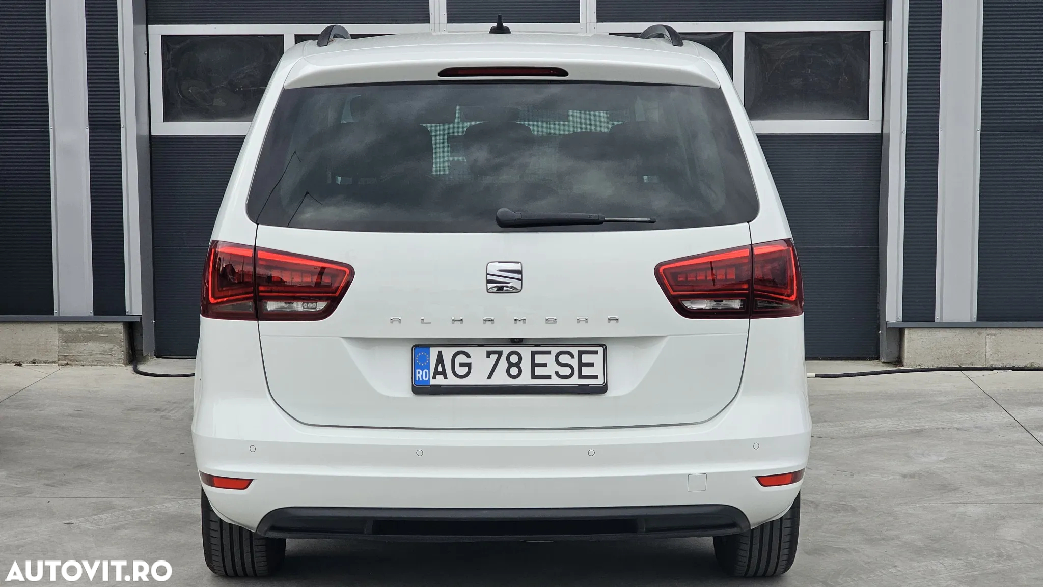 Volkswagen Sharan - 4